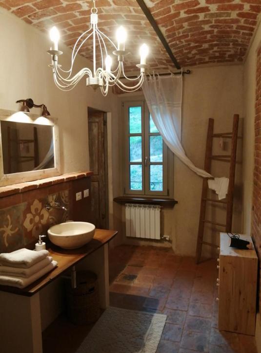 La Casa In Collina Bed & Breakfast Cinzano Dış mekan fotoğraf
